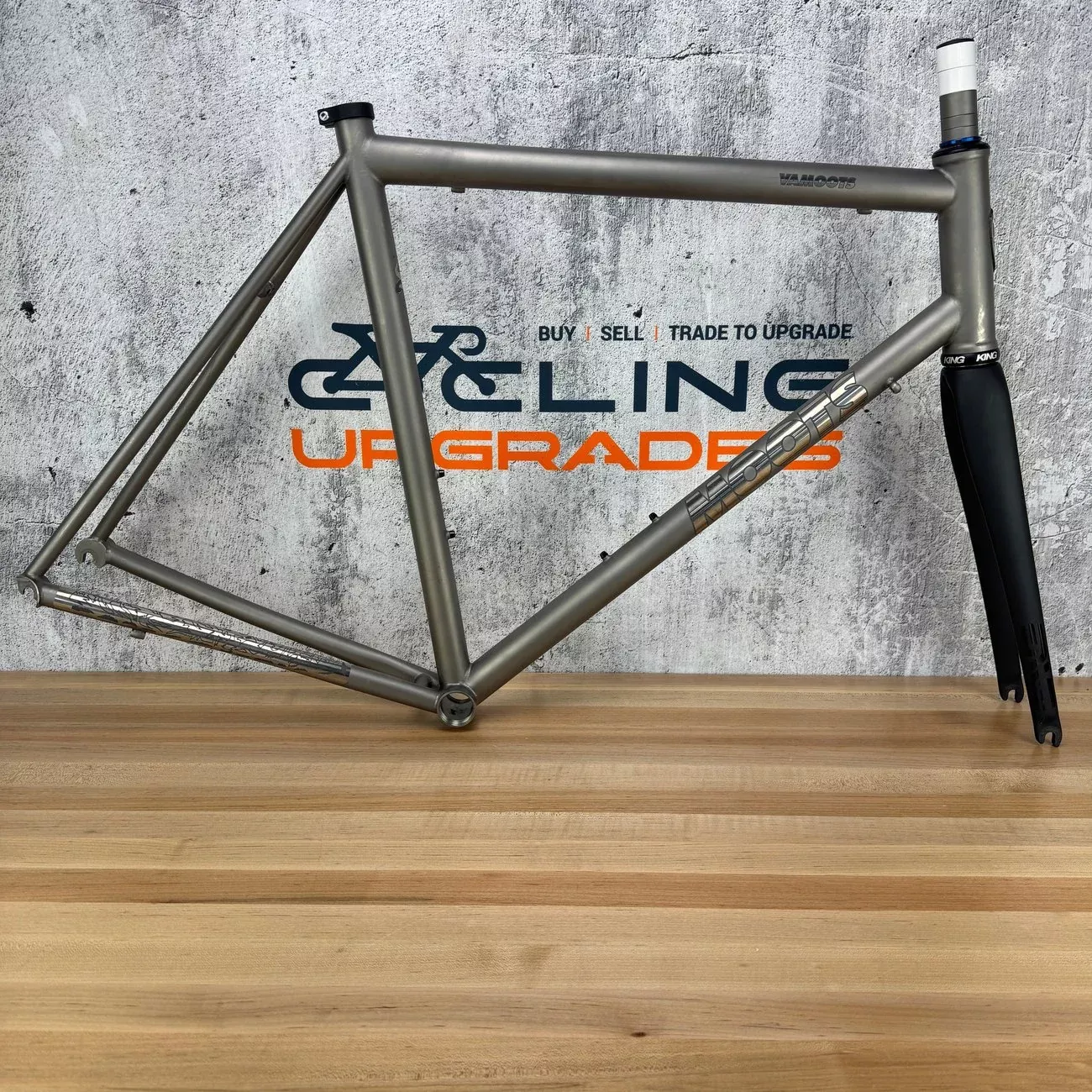 2018 Moots Vamoots 58cm Chrome Graphics Rim Brake Titanium Frameset 700c