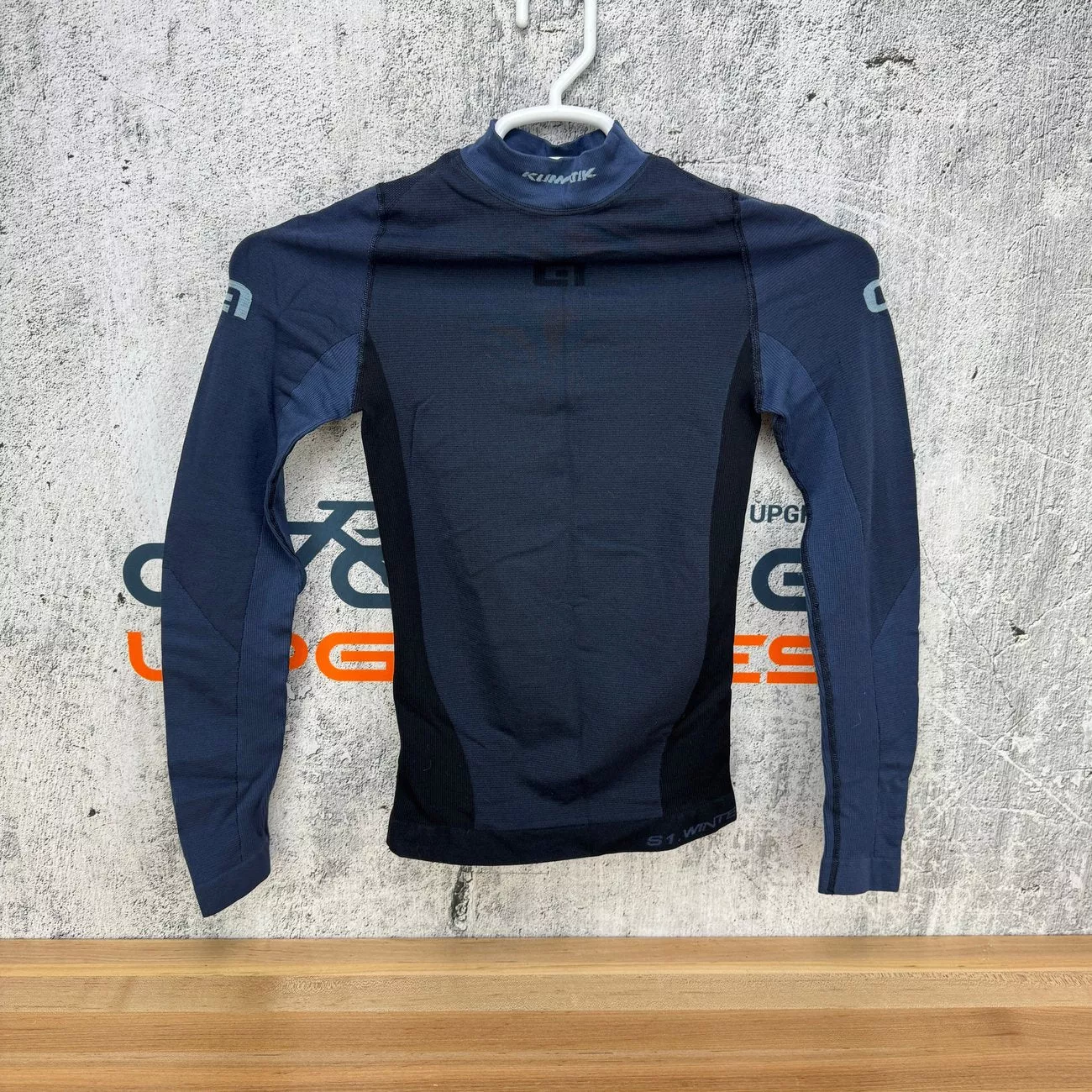 Ale Klima Men's Medium Navy Cycling Long Sleeve Cold Weather Base Layer