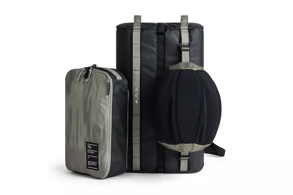 Assos DB x ASSOS Roamer Split Duffle Bag