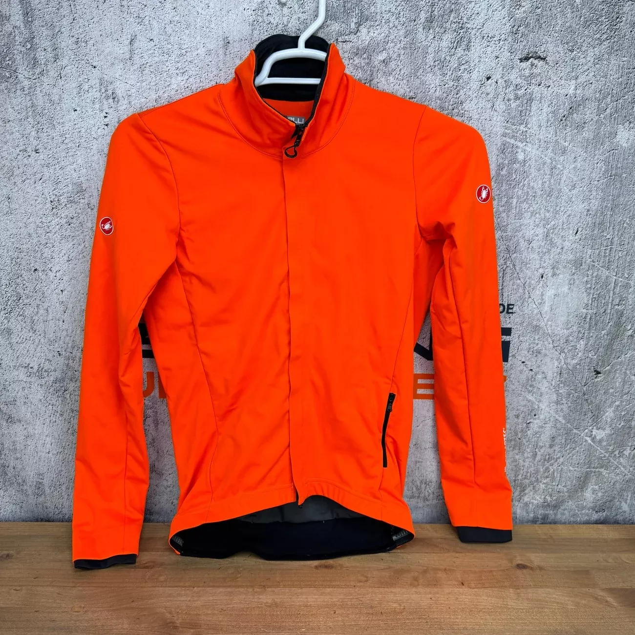 Castelli Alpha 150 Aircore Men's Medium Orange Cycling Cold Weather Jacket