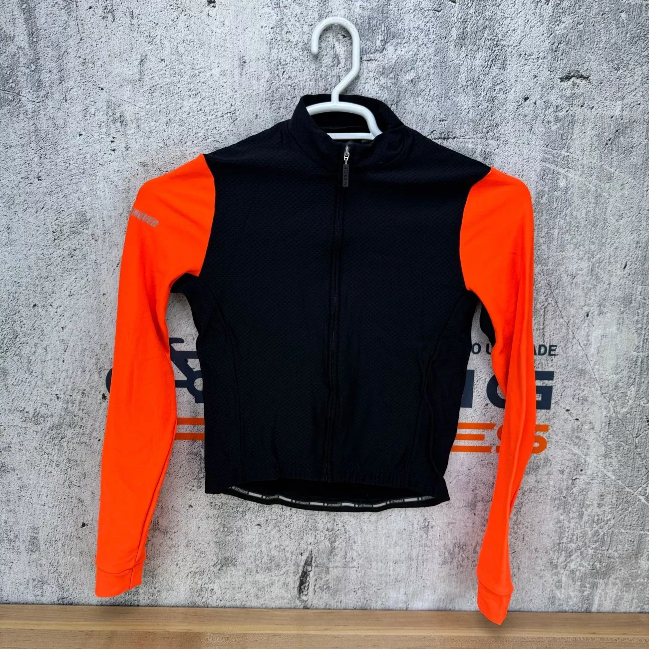 Light Use! Attaquer All Day Winter Long Sleeve Small Black/Orange Cycling Jersey