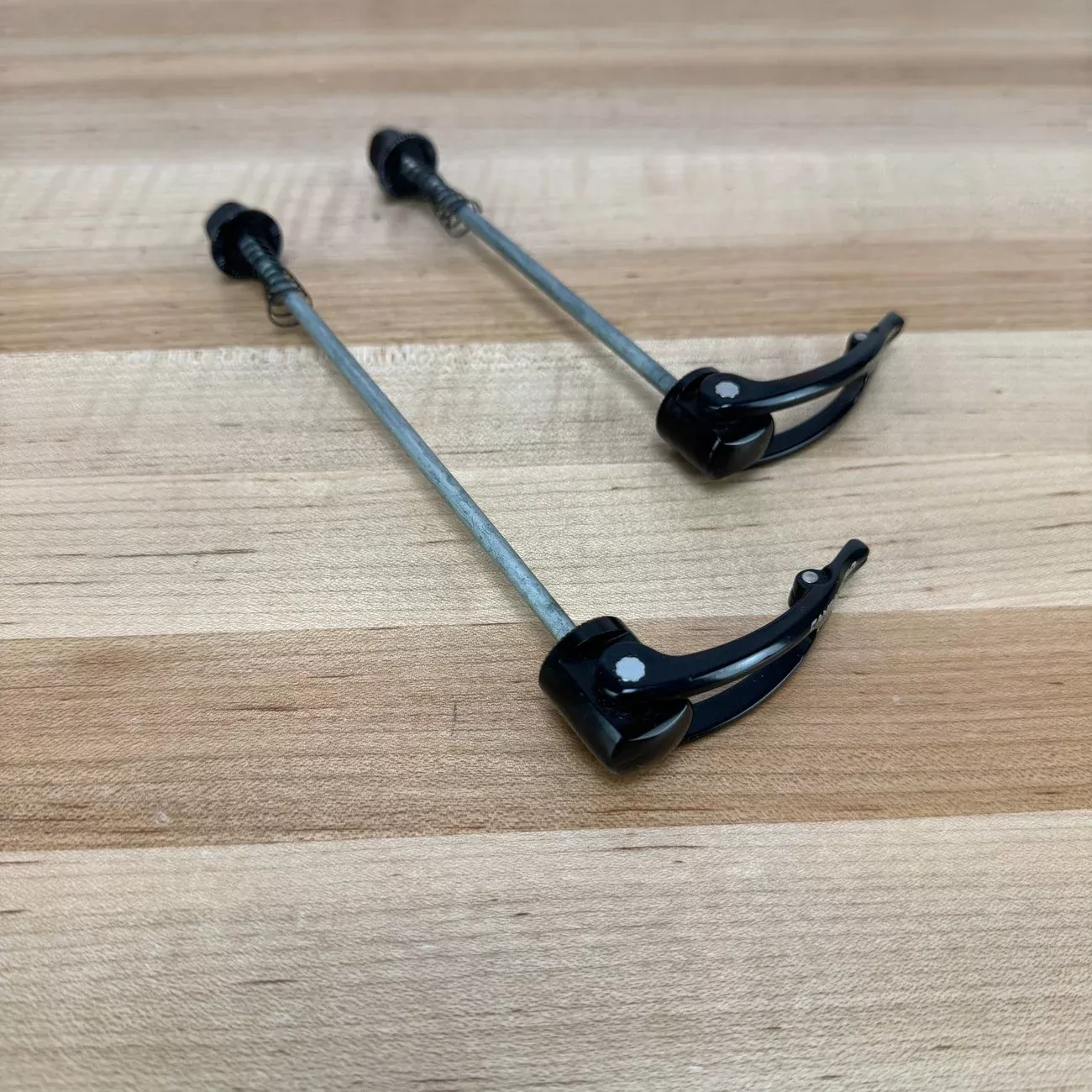 Light Use! Campagnolo 100/130mm Front & Rear Quick Release Skewers
