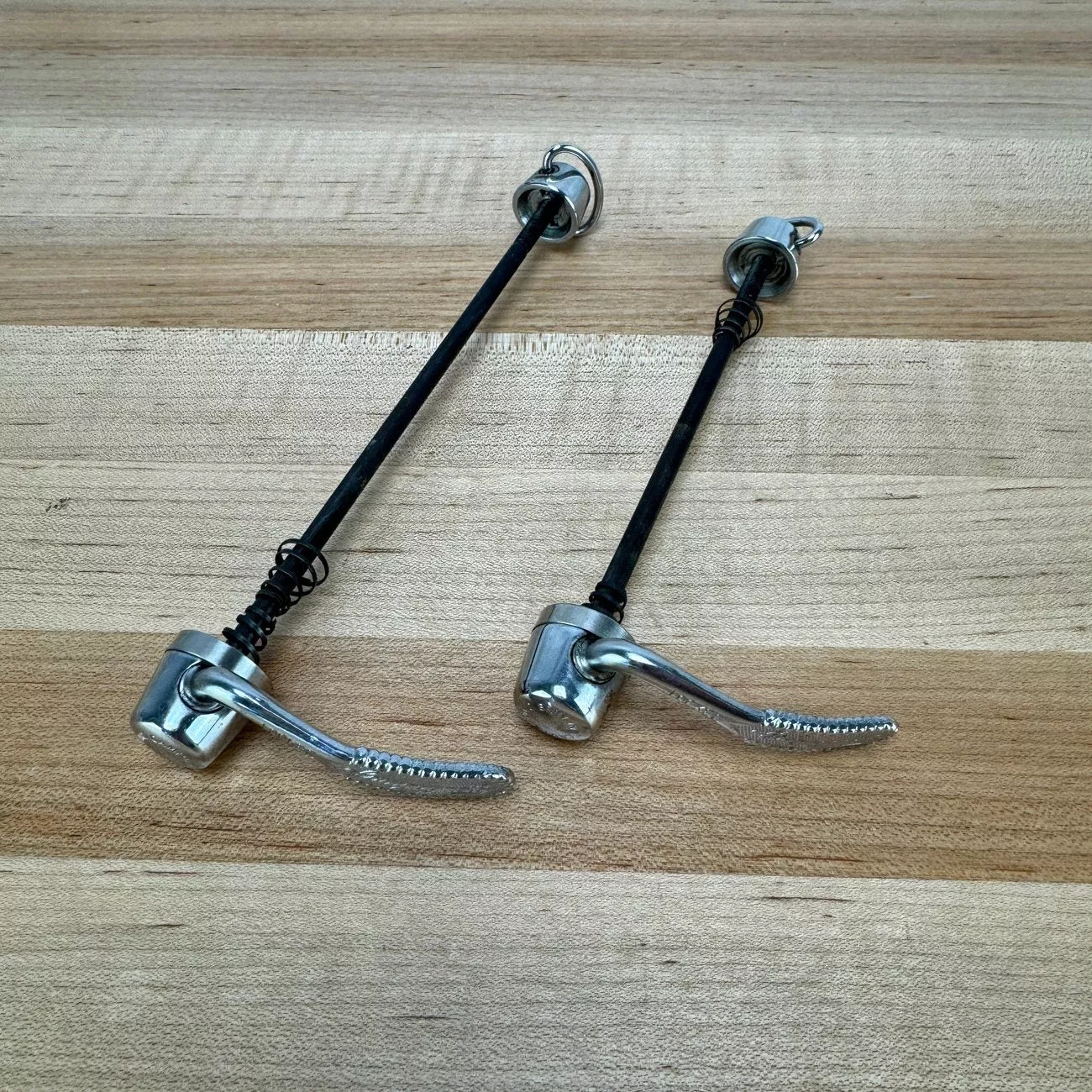 Light Use! Campagnolo Brev Front and Rear 100/130mm Quick Release Skewers
