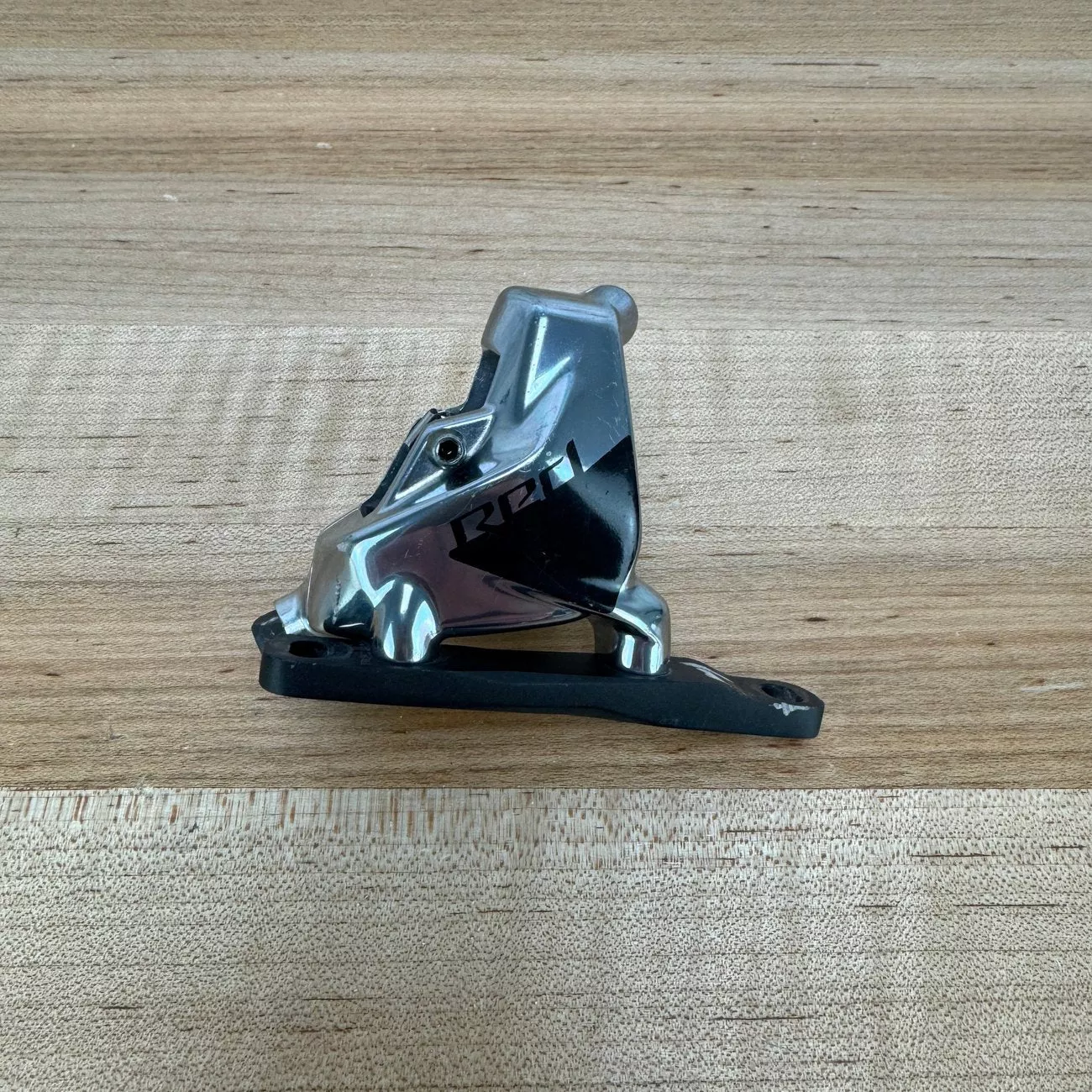 SRAM Red AXS Flat-Mount Two-Piece Hydraulic Disc Brake Caliper 130g